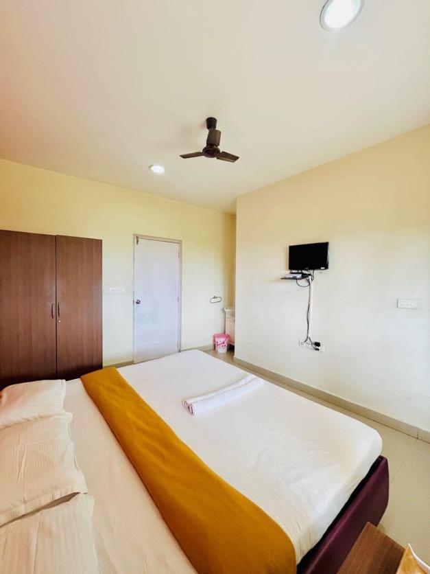 Nilgiris Inn Kotagiri Exterior foto